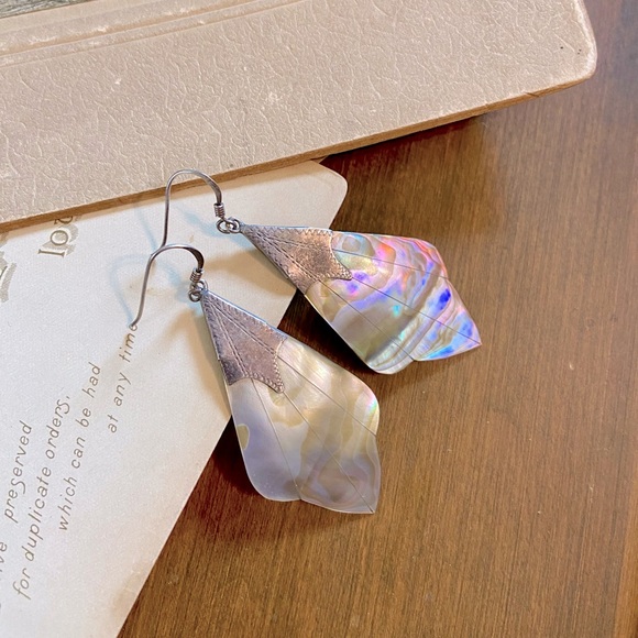 SOLD-Vintage Stylized Fan Leaf shaped Abalone Shell & Sterling Drop Earrings - Picture 12 of 15
